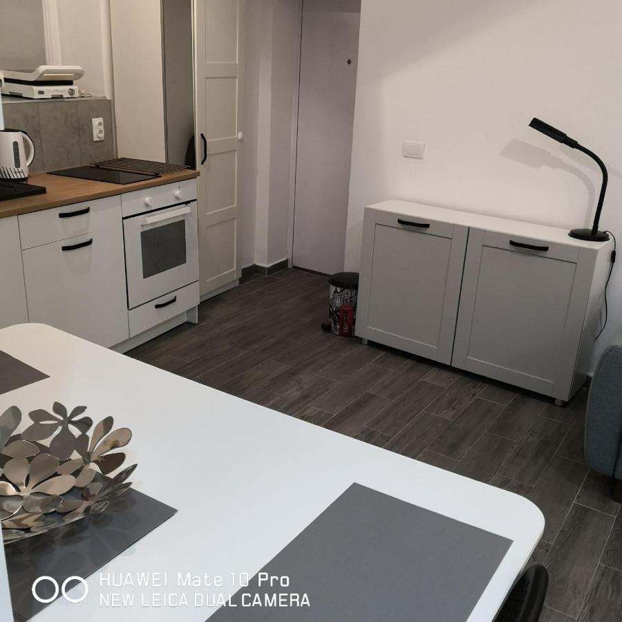 Bibi'S Apartment Белград Екстериор снимка